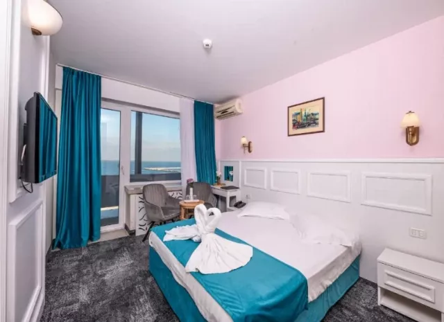 Hotel Parc Cameră Dublă superior cu vedere parțială la mare