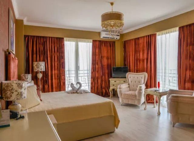 Hotel Phoenicia Luxury Apartament superior #7