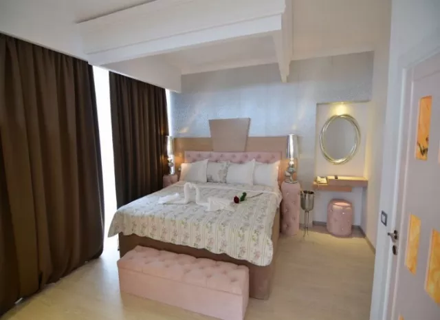 Hotel Phoenicia Luxury Apartament superior #3