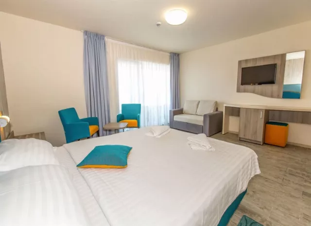 Hotel Riviera Studio deluxe cu balcon #2