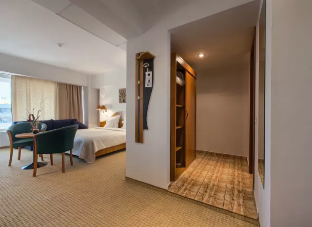 Hotel Savoy Apartament Junior #2