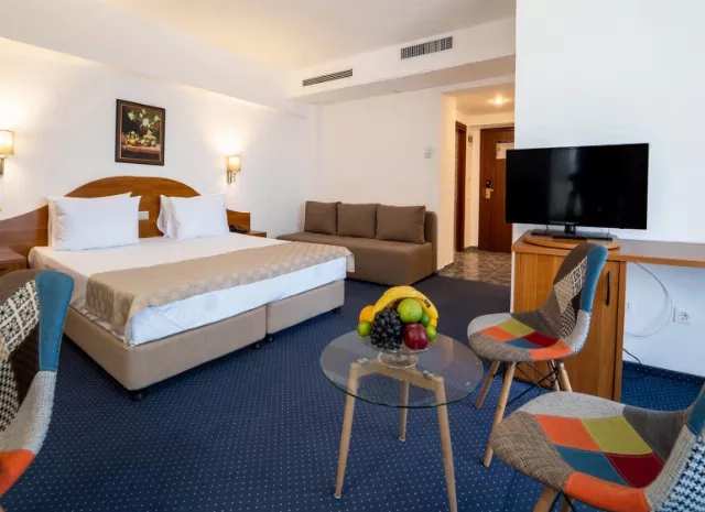 Hotel Savoy Cameră dublă family cu vedere la mare