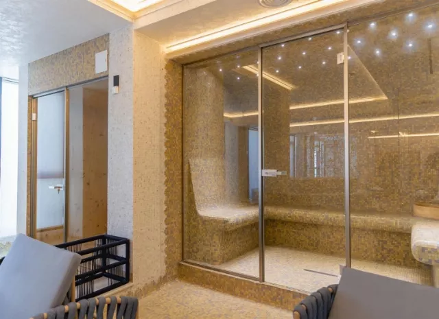 Hotel W Regal Boutique Spa