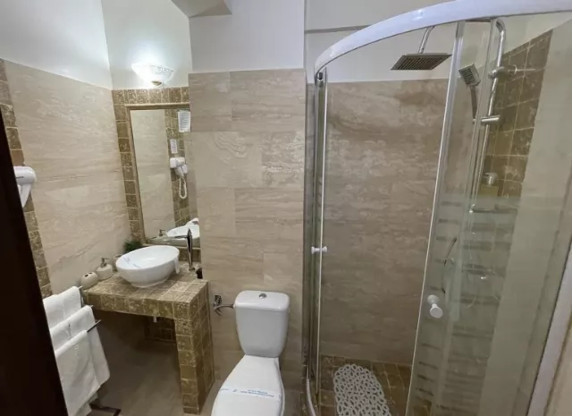 Hotel Tomis Cameră Dublă parter cu vedere la mare #2