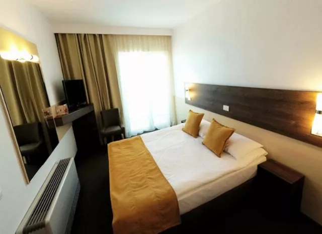 Hotel Zenith Apartament corp Junona #3