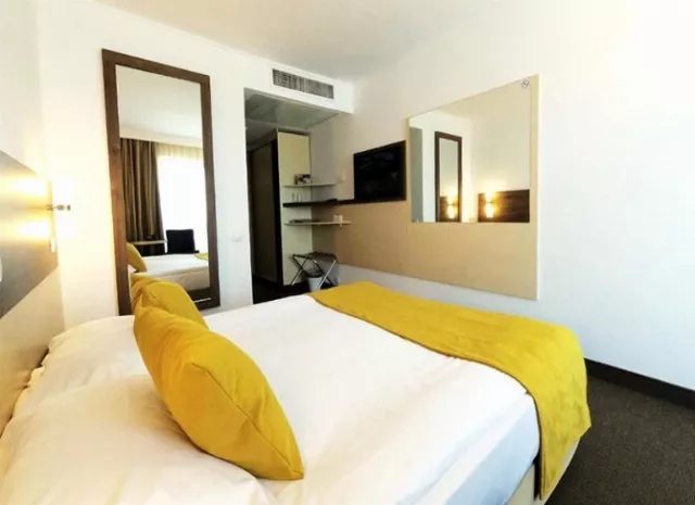 Hotel Zenith Cameră Dublă fară vedere la mare și canapea neextesibilă corp Junona #3
