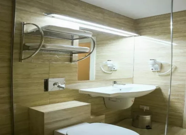 Hotel Montana, Cameră Dublă, Apartament, Single