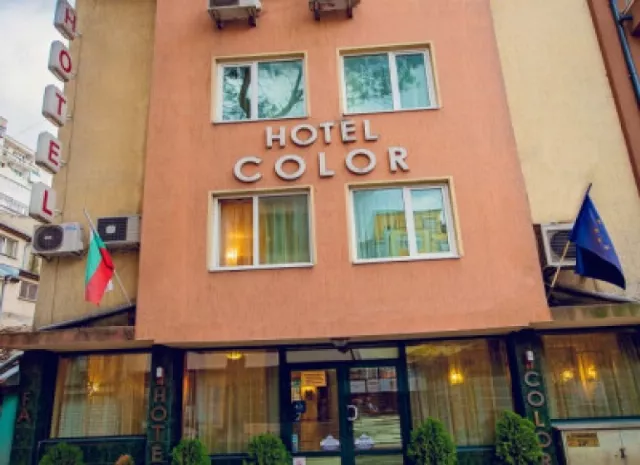 Hotel Color