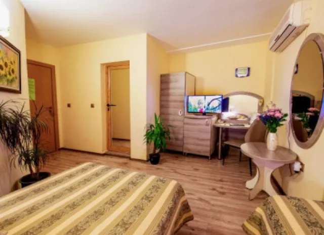Hotel Color