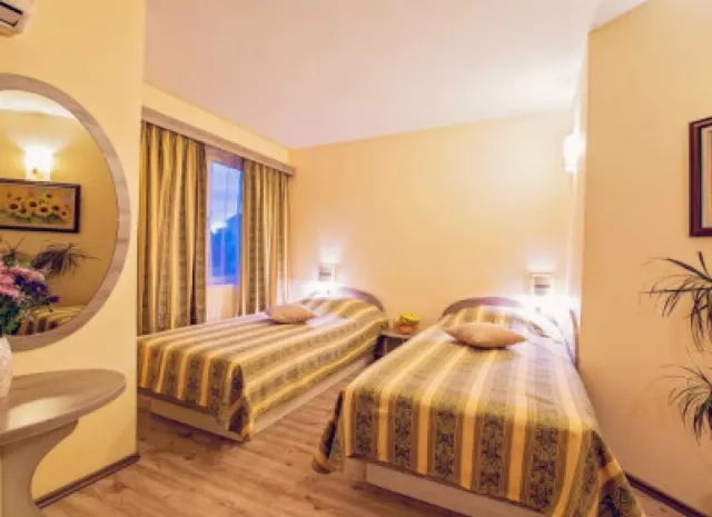 Hotel Color