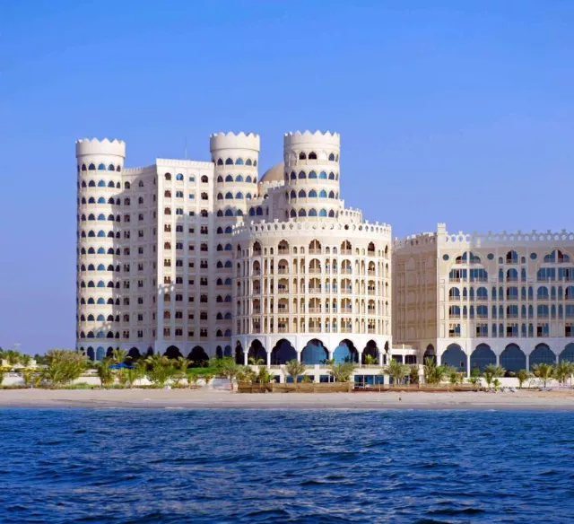 Hotel Al Hamra Residence