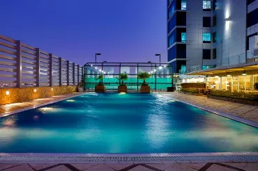 La Suite Dubai Hotel & Apartments, United Arab Emirates / Dubai / Sheikh Zayed