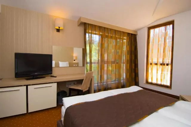 Hotel Radina's Way Double room standard #5
