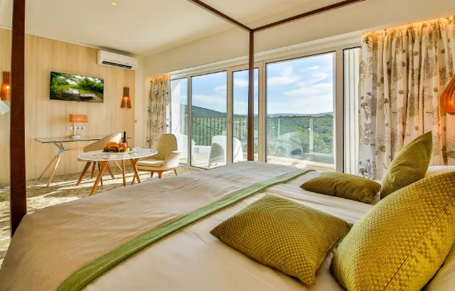 Hotel Gergana Riverside suite #2