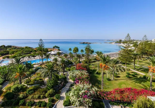 Hotel Nissi Beach Resort