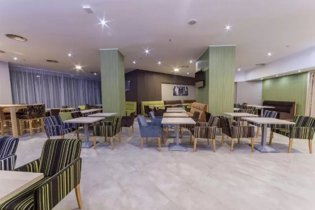 Hotel Hampton By Hilton Iasi