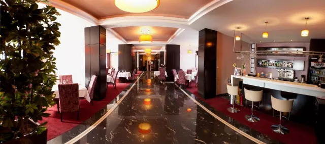 Hotel Rin Central
