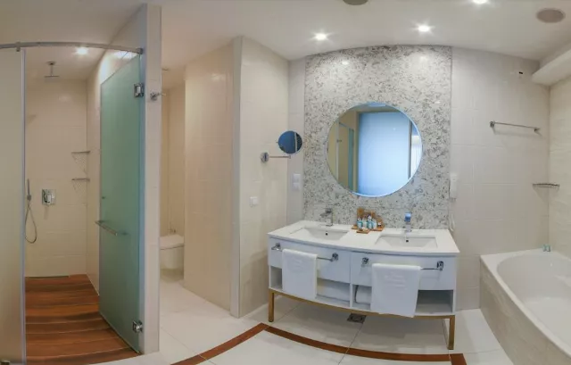 Hotel Maritim Paradise Blue & Spa Apartment 1-bedroom executive sea view #2