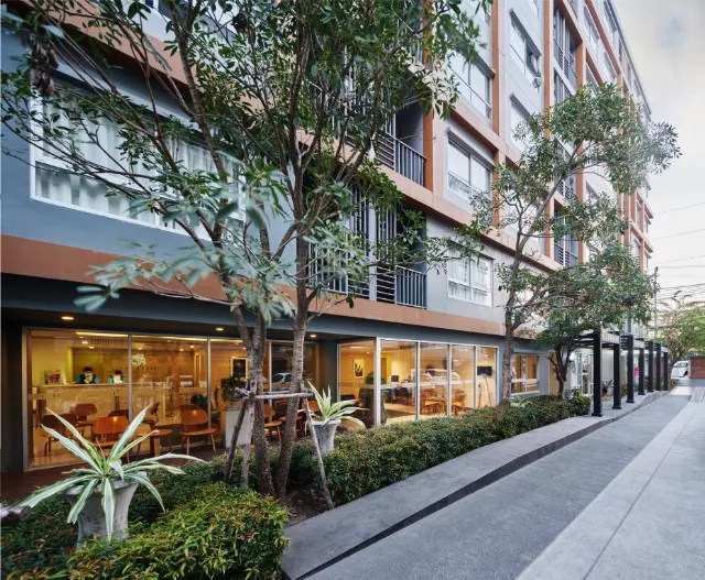 Hotel The Grass Serviced Suites