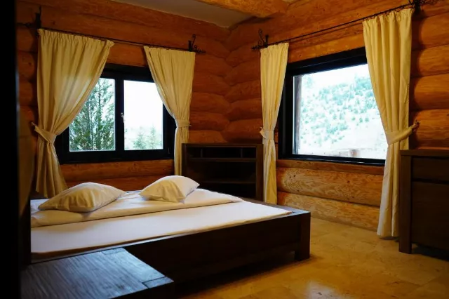 Pensiunea Poiana Izvoarelor Chalet #5
