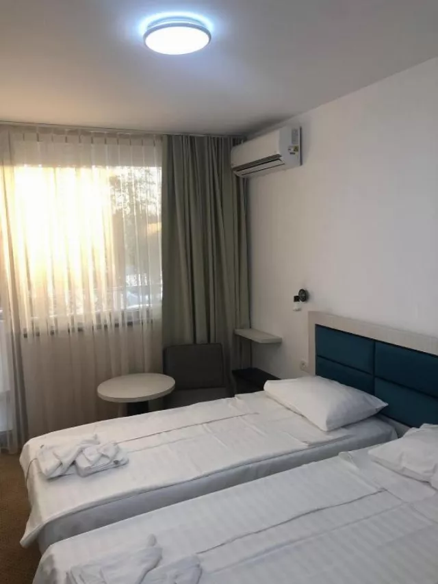 Hotel Holiday Blue Dubla twin etaj