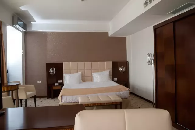 Hotel President