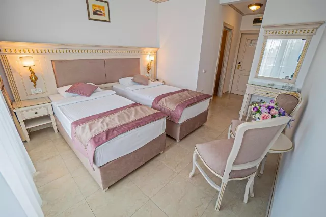 Hotel Sulina Mamaia International Cameră Dublă superioară 4* #5