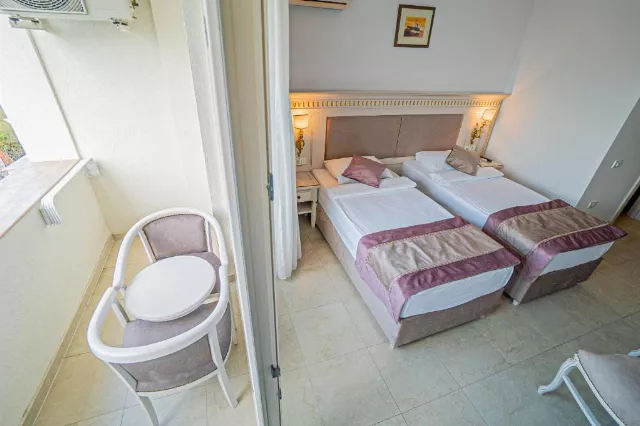 Hotel Sulina Mamaia International Cameră Dublă superioară 4* #6