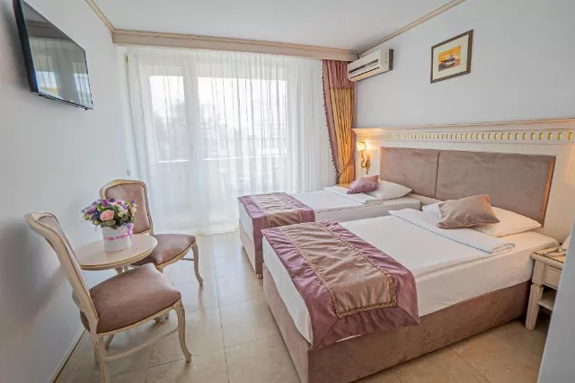 Hotel Sulina Mamaia International Cameră Dublă superioară 4* #4