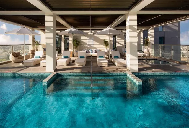 Hotel Millennium Atria Business Bay