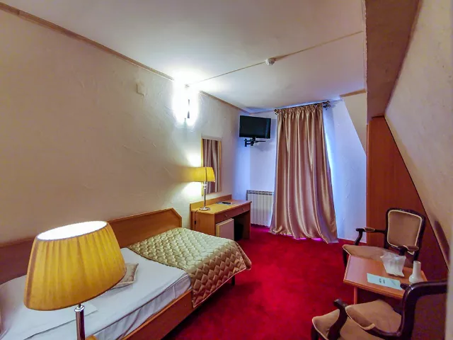 Hotel Belvedere Single #3