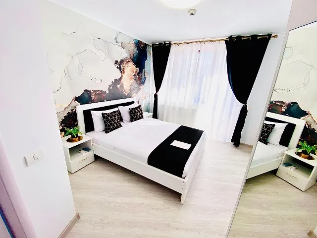 Ianis Rooms