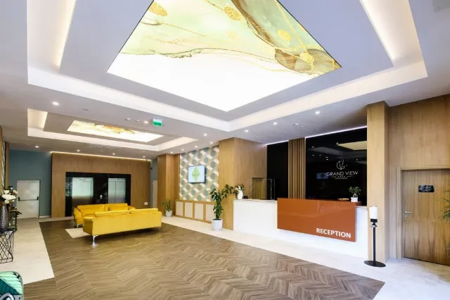 Hotel Grand View And Suites