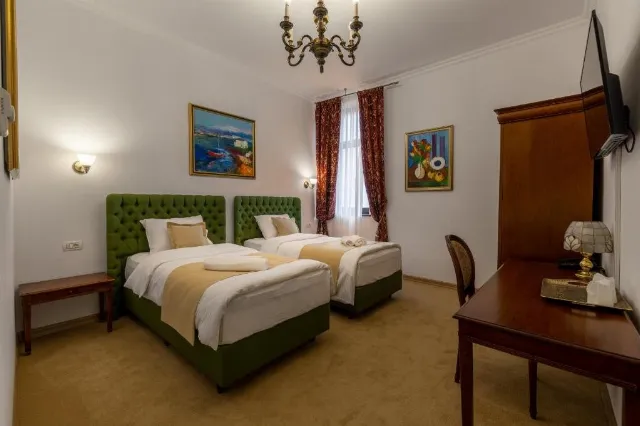 Pensiunea Carolina Heritage