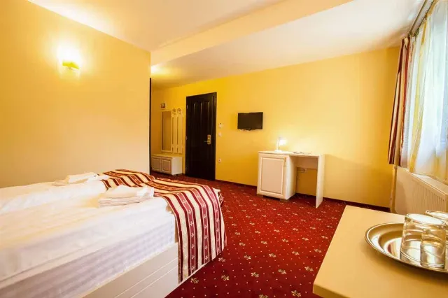 Hotel Extravagance