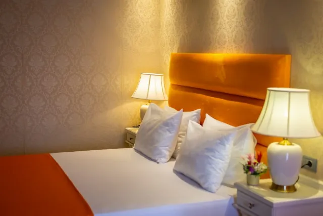 Hotel Craiova by Phoenicia Blue View