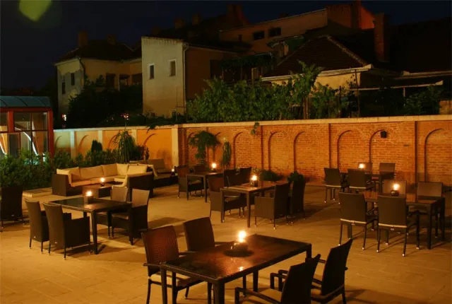 Hotel Maxim