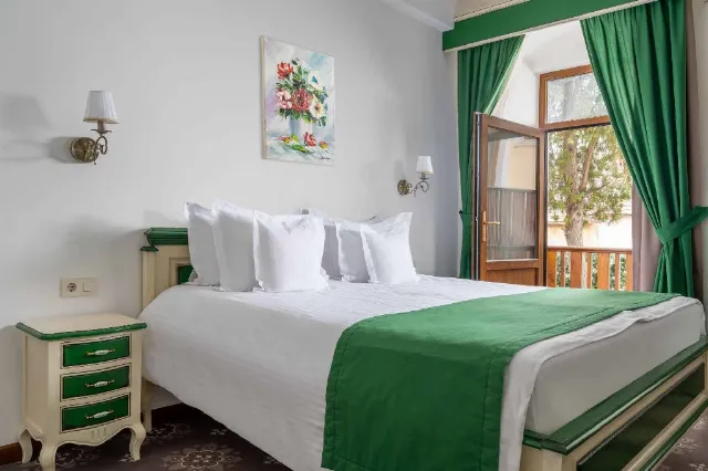 Hotel Leul De Aur