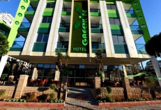 Hotel Green Life