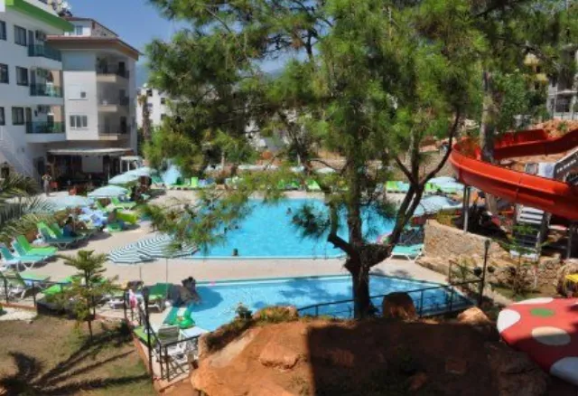 Hotel Green Life