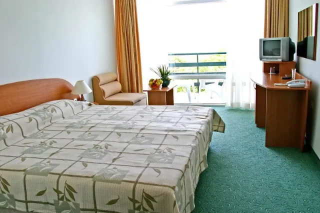 Hotel Kini Park
