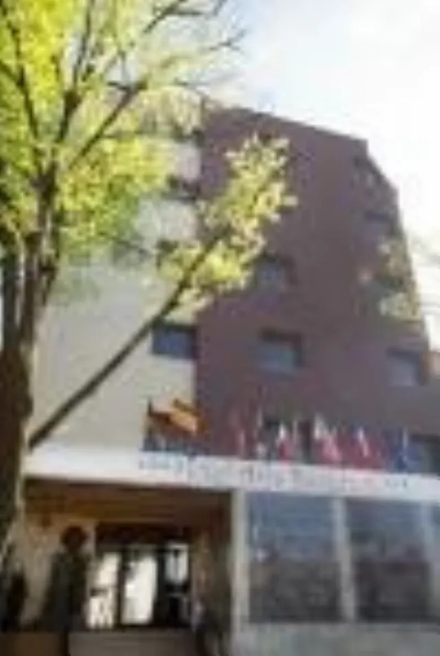 Hotel Avis