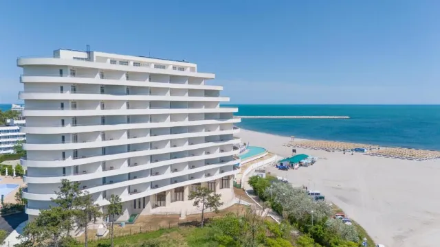 Hotel Mera Maris
