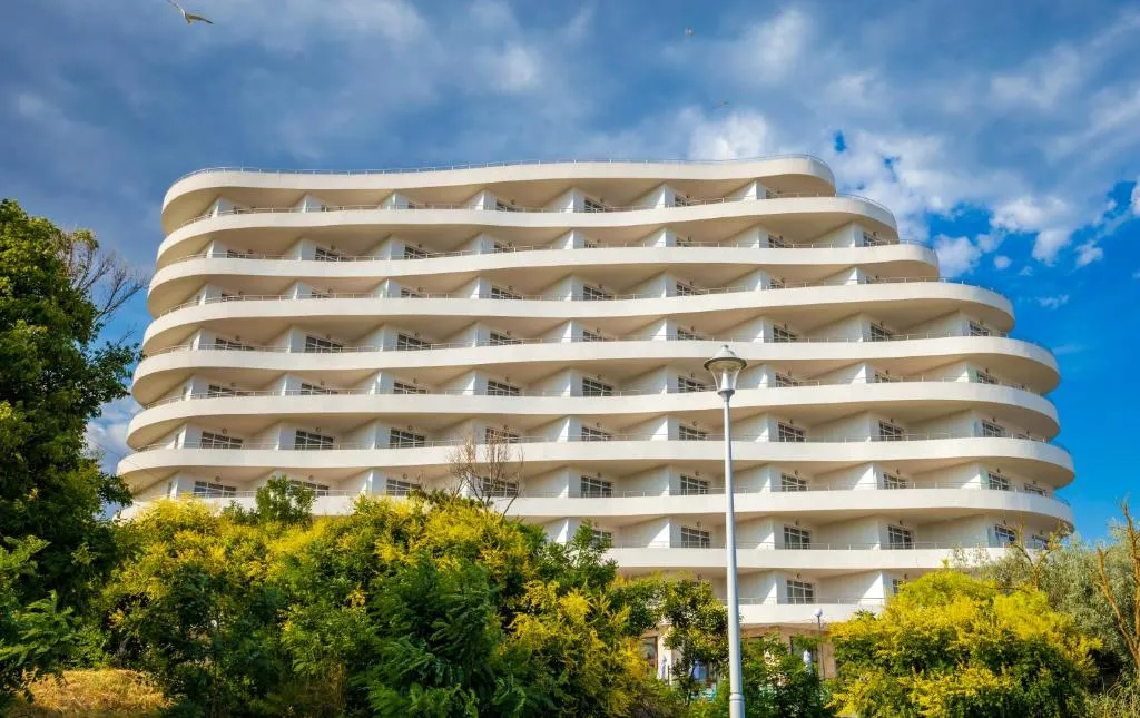 Hotel Mera Maris
