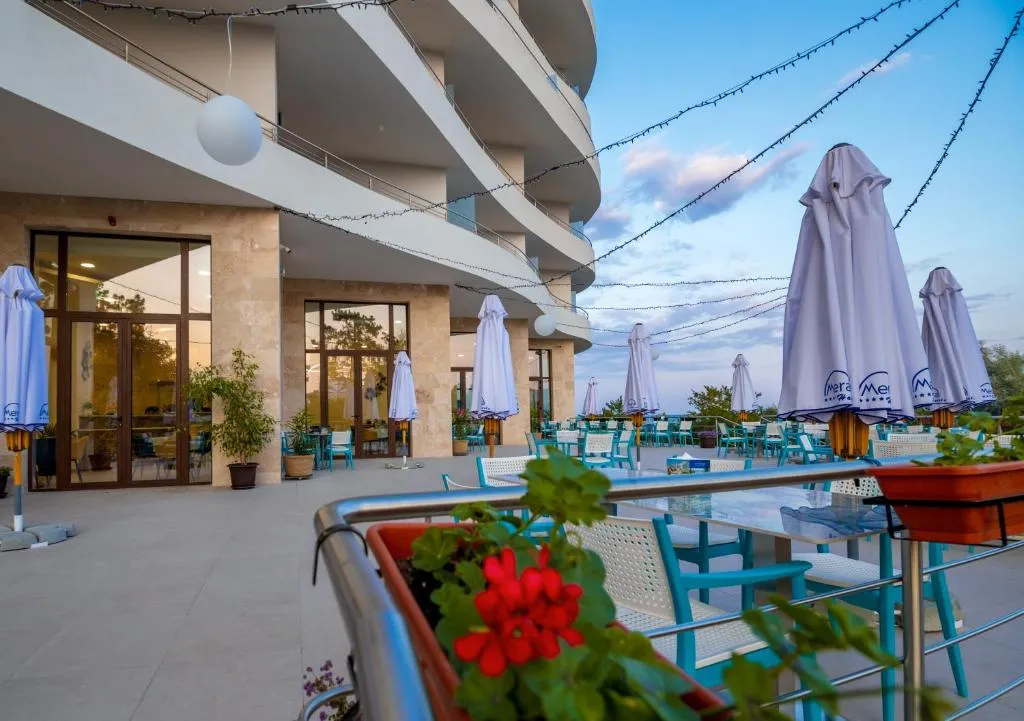 Hotel Mera Maris