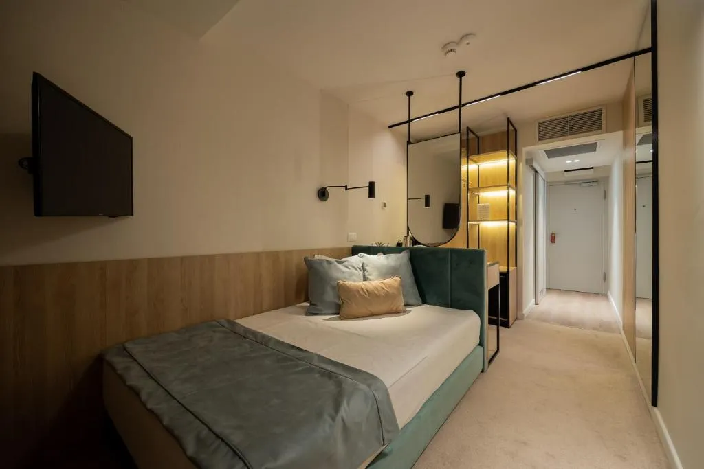 Hotel Bavaria Blu, Single standard cu balcon