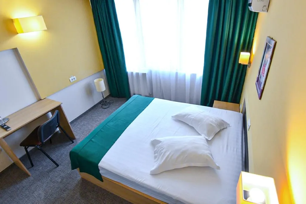 Hotel Flora