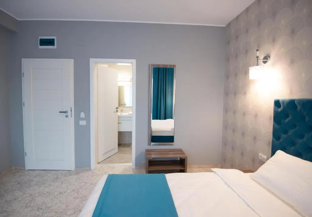 Hotel Friday Boutique