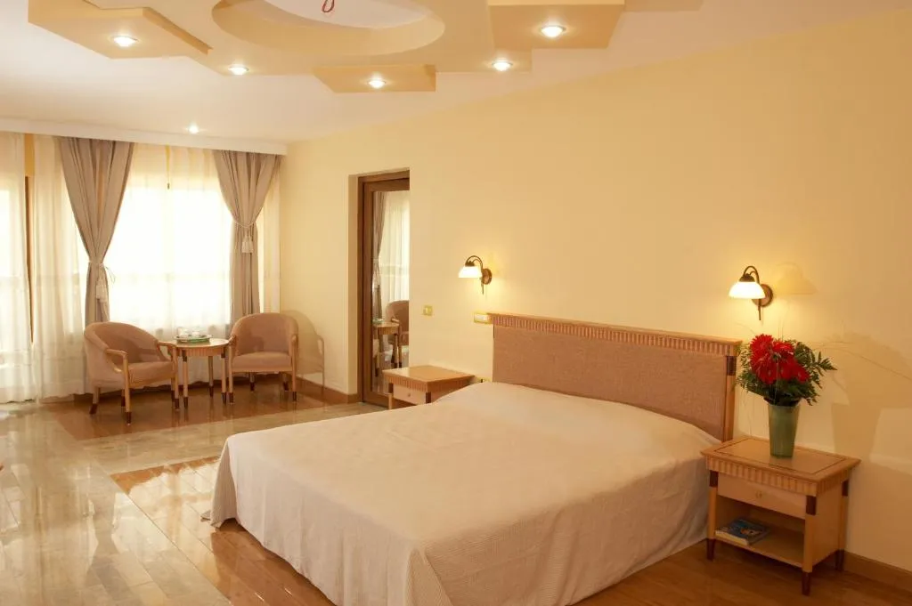 Hotel La Scoica Land