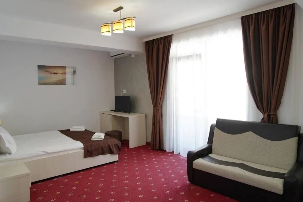 Hotel Leon Beach